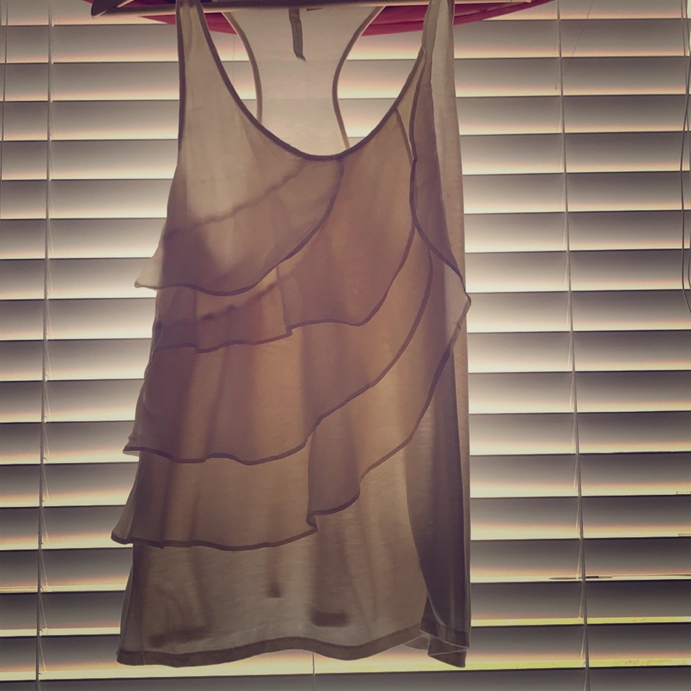 Cream colored razor back